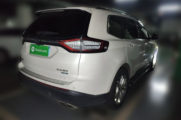 Used Ford Edge 2018 EcoBoost 245 Four-Wheel Drive Titanium 7-Seater Rear Right 45 Deg