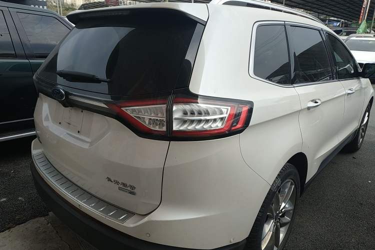 Used Ford Edge 2018 EcoBoost 245 Four-Wheel Drive Titanium 7-Seater Rear Right 45 Deg