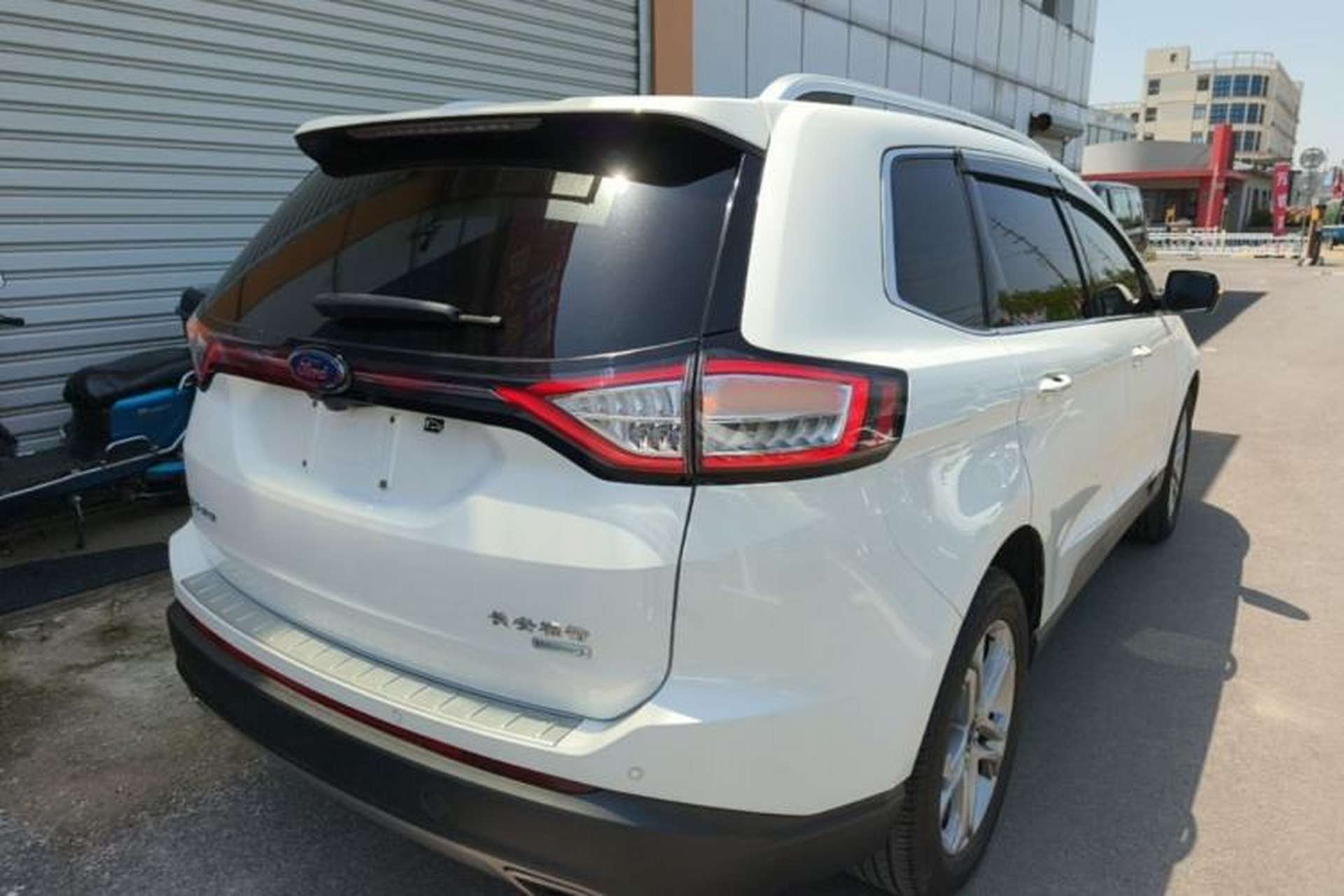 Used Ford Edge 2018 EcoBoost 245 Two-Wheel-Drive Titanium 7-Seater China V Standard Rear Right 45 Deg
