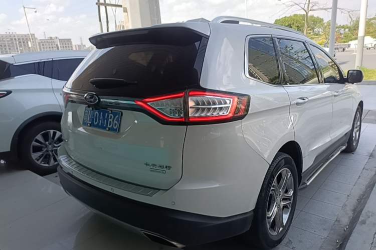 Used Ford Edge 2018 EcoBoost 245 Two-Wheel-Drive Titanium 7-Seater China V Standard Rear Right 45 Deg