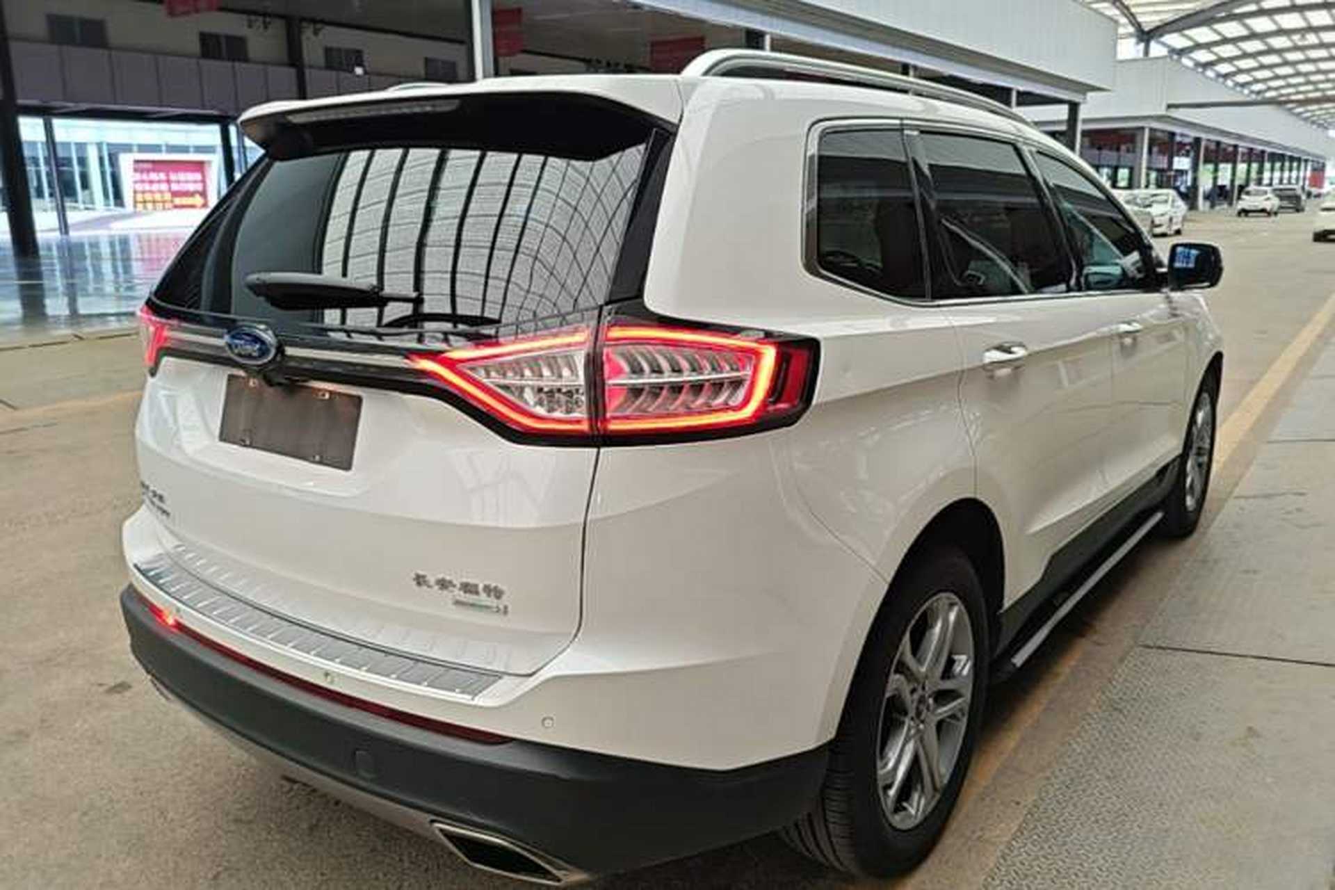 Used Ford Edge 2018 EcoBoost 245 Two-Wheel-Drive Titanium 7-Seater China VI Standard Rear Right 45 Deg