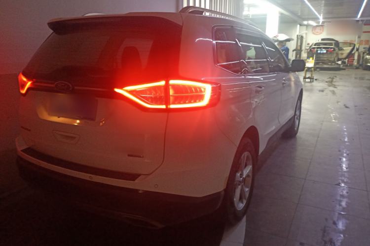 Used Ford Edge 2018 EcoBoost 245 Two-Wheel-Drive Titanium 5-Seater China V Standard Rear Right 45 Deg