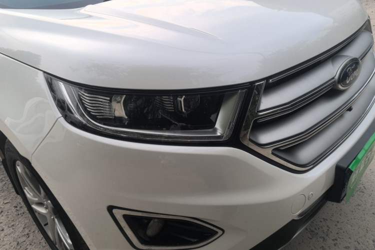 Used Ford Edge 2018 EcoBoost 245 Two-Wheel-Drive Titanium 7-Seater China V Standard Right Front Headlight