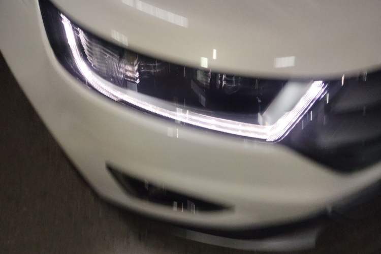 Used Ford Edge 2018 EcoBoost 245 Two-Wheel-Drive Titanium 7-Seater China V Standard Right Front Headlight