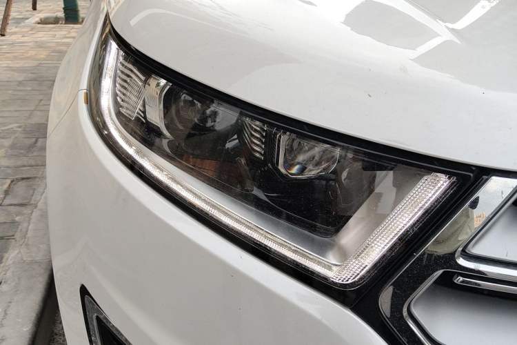 Used Ford Edge 2018 EcoBoost 245 Two-Wheel-Drive Titanium 7-Seater China V Standard Right Front Headlight