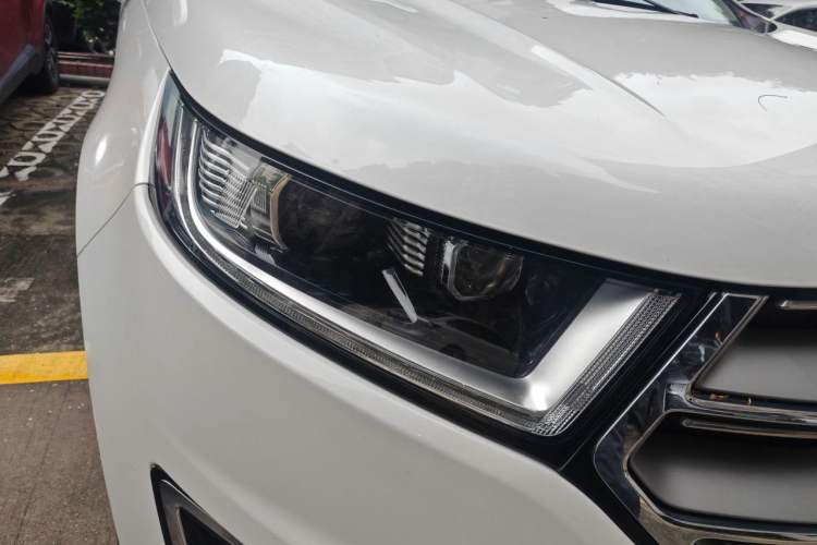 Used Ford Edge 2018 EcoBoost 245 Two-Wheel-Drive Titanium 7-Seater China VI Standard Right Front Headlight