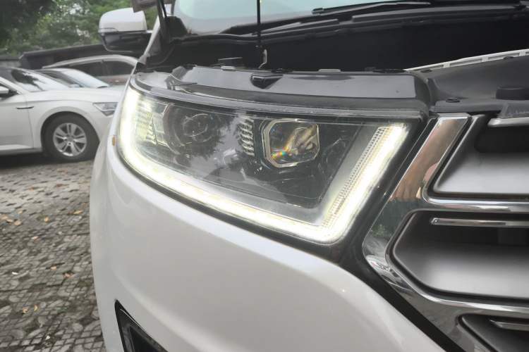 Used Ford Edge 2018 EcoBoost 245 Two-Wheel-Drive Titanium 7-Seater China V Standard Right Front Headlight
