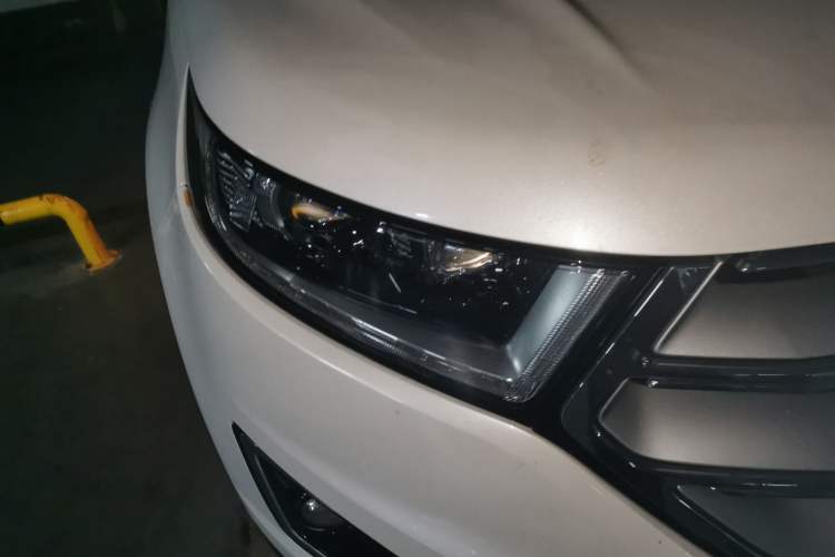 Used Ford Edge 2018 EcoBoost 245 Two-Wheel-Drive Titanium 7-Seater China V Standard Right Front Headlight