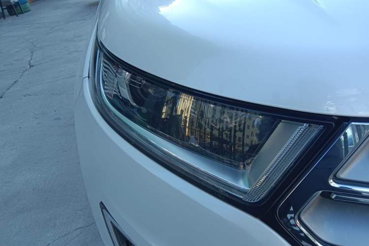 Used Ford Edge 2018 EcoBoost 245 Two-Wheel-Drive Titanium 7-Seater China V Standard Right Front Headlight