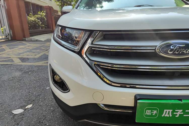 Used Ford Edge 2018 EcoBoost 245 Two-Wheel-Drive Titanium 7-Seater China V Standard Right Front Headlight