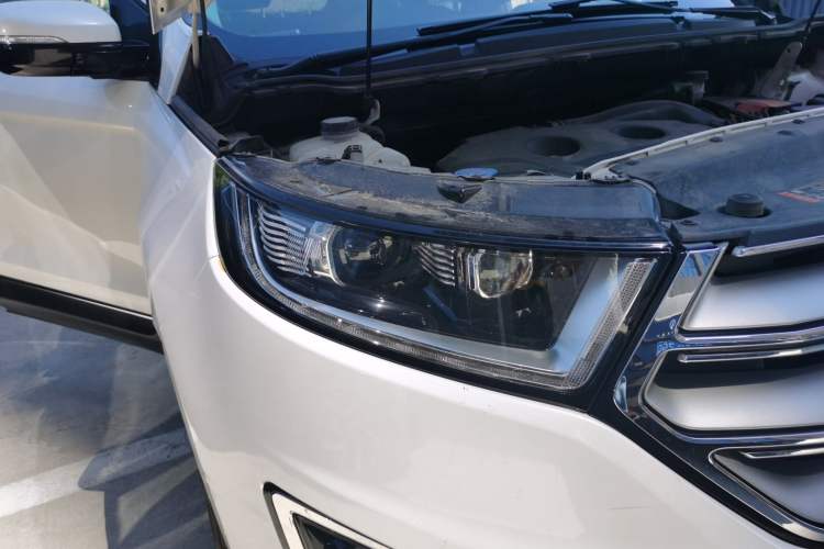 Used Ford Edge 2018 EcoBoost 245 Two-Wheel-Drive Titanium 7-Seater China VI Standard Right Front Headlight
