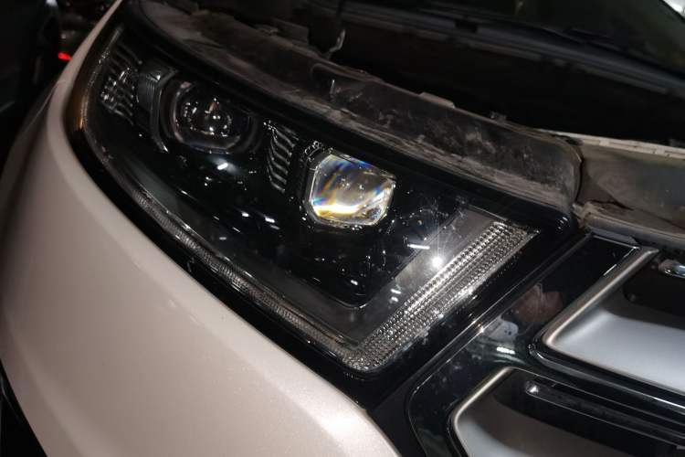 Used Ford Edge 2018 EcoBoost 245 Two-Wheel-Drive Titanium 7-Seater China V Standard Right Front Headlight