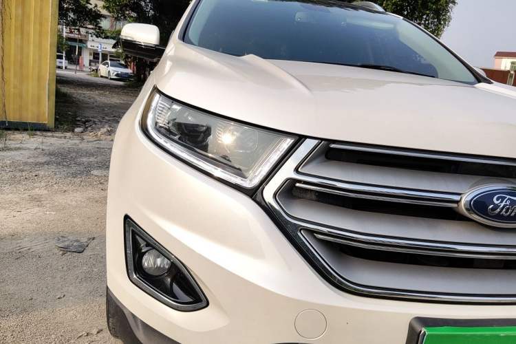 Used Ford Edge 2018 EcoBoost 245 Two-Wheel-Drive Titanium 7-Seater China V Standard Right Front Headlight