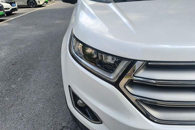 Used Ford Edge 2018 EcoBoost 245 Two-Wheel-Drive Titanium 7-Seater China V Standard Right Front Headlight
