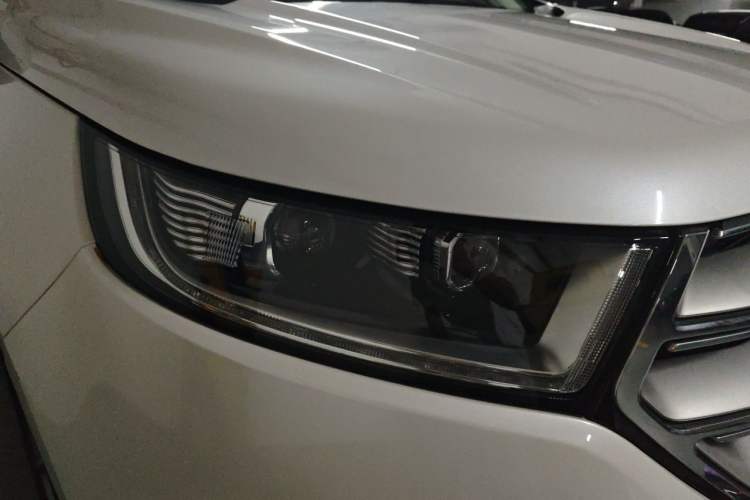 Used Ford Edge 2018 EcoBoost 245 4x4 Titanium Plus 7-Seater China V Standard Right Front Headlight