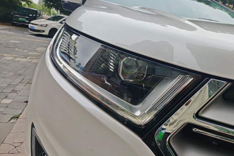 Used Ford Edge 2018 EcoBoost 245 Two-Wheel-Drive Titanium 7-Seater China V Standard Right Front Headlight