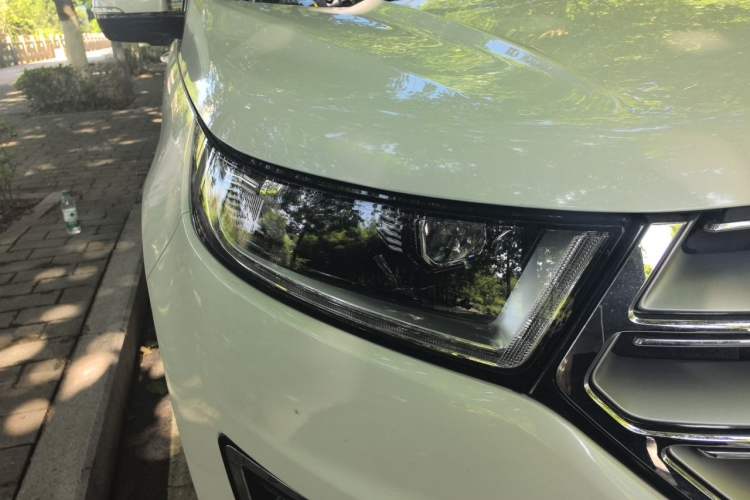 Used Ford Edge 2018 EcoBoost 245 Two-Wheel-Drive Titanium 7-Seater China V Standard Right Front Headlight