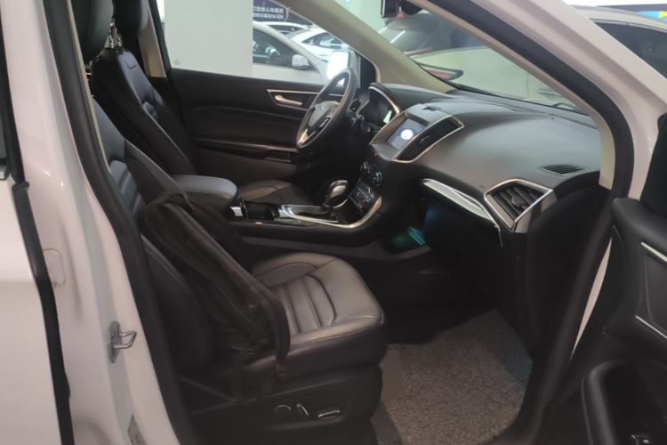 Used Ford Edge 2018 EcoBoost 245 Two-Wheel-Drive Titanium 7-Seater China V Standard Right Front Seat