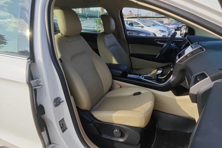 Used Ford Edge 2018 EcoBoost 245 Two-Wheel-Drive Titanium 5-Seater China V Standard Right Front Seat