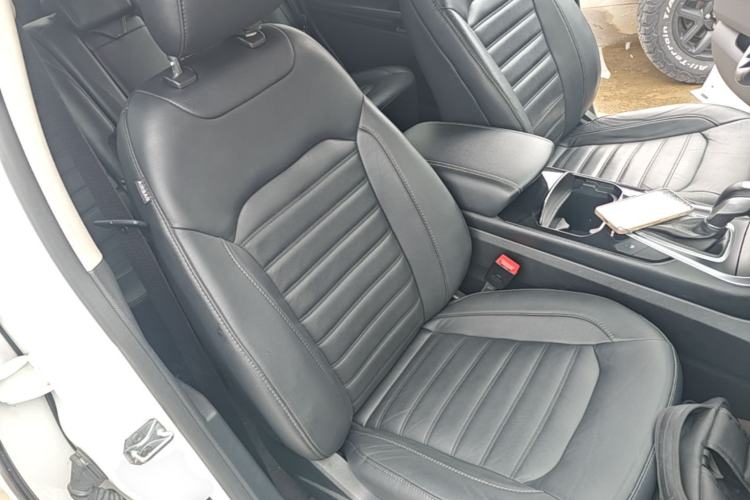 Used Ford Edge 2018 EcoBoost 245 Two-Wheel-Drive Titanium 7-Seater China V Standard Right Front Seat