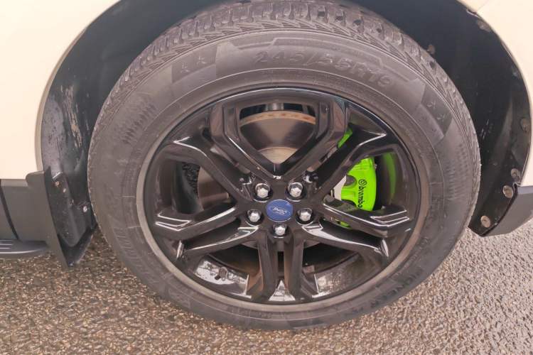 Used Ford Edge 2018 EcoBoost 245 Two-Wheel-Drive Titanium 7-Seater China VI Standard Right Front Wheel Hub