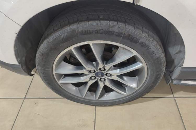 Used Ford Edge 2018 EcoBoost 245 4x4 Titanium Plus 7-Seater China V Standard Right Rear Wheel Hub