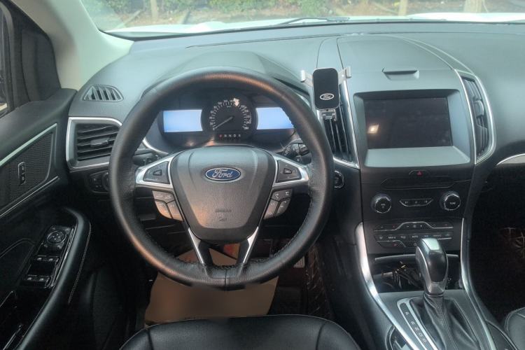 Used Ford Edge 2018 EcoBoost 245 Two-Wheel-Drive Titanium 7-Seater China V Standard Steering Wheel