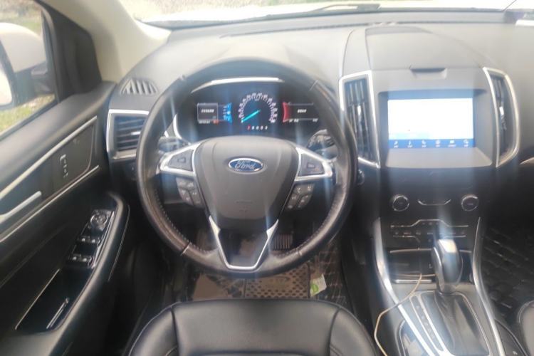 Used Ford Edge 2018 EcoBoost 245 Two-Wheel-Drive Titanium 7-Seater China VI Standard Steering Wheel