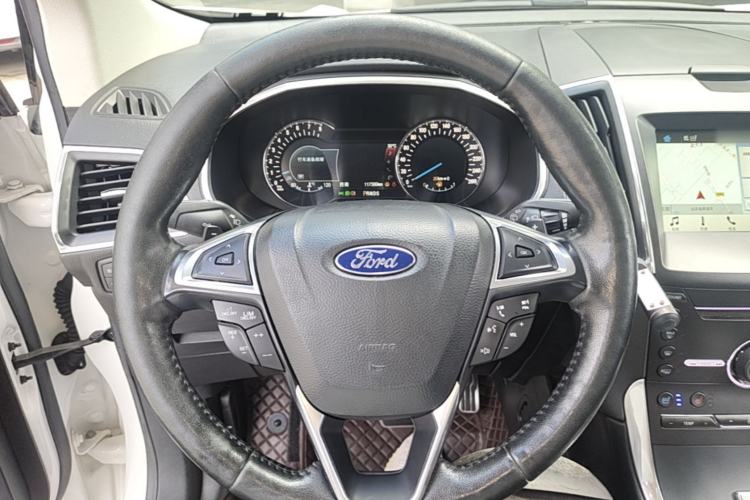 Used Ford Edge 2018 EcoBoost 245 Four-Wheel Drive Titanium 7-Seater Steering Wheel
