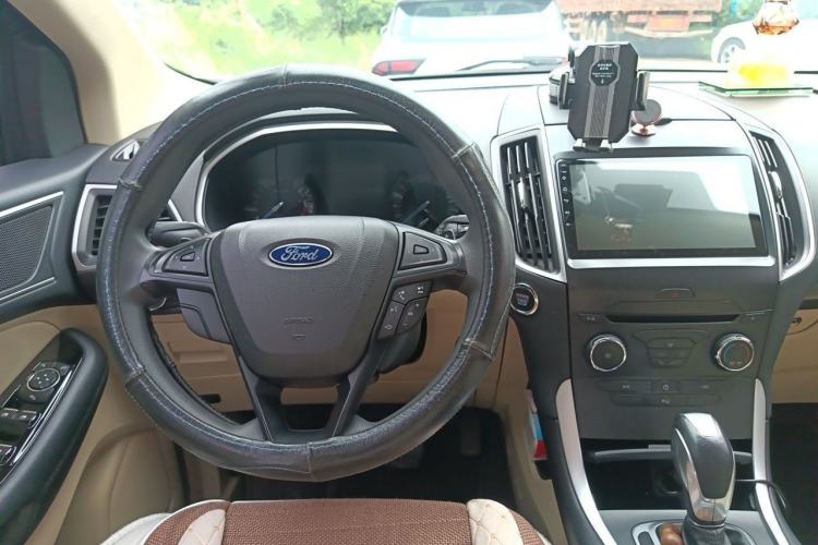 Used Ford Edge 2018 EcoBoost 245 Two-Wheel-Drive Titanium 5-Seater China V Standard Steering Wheel