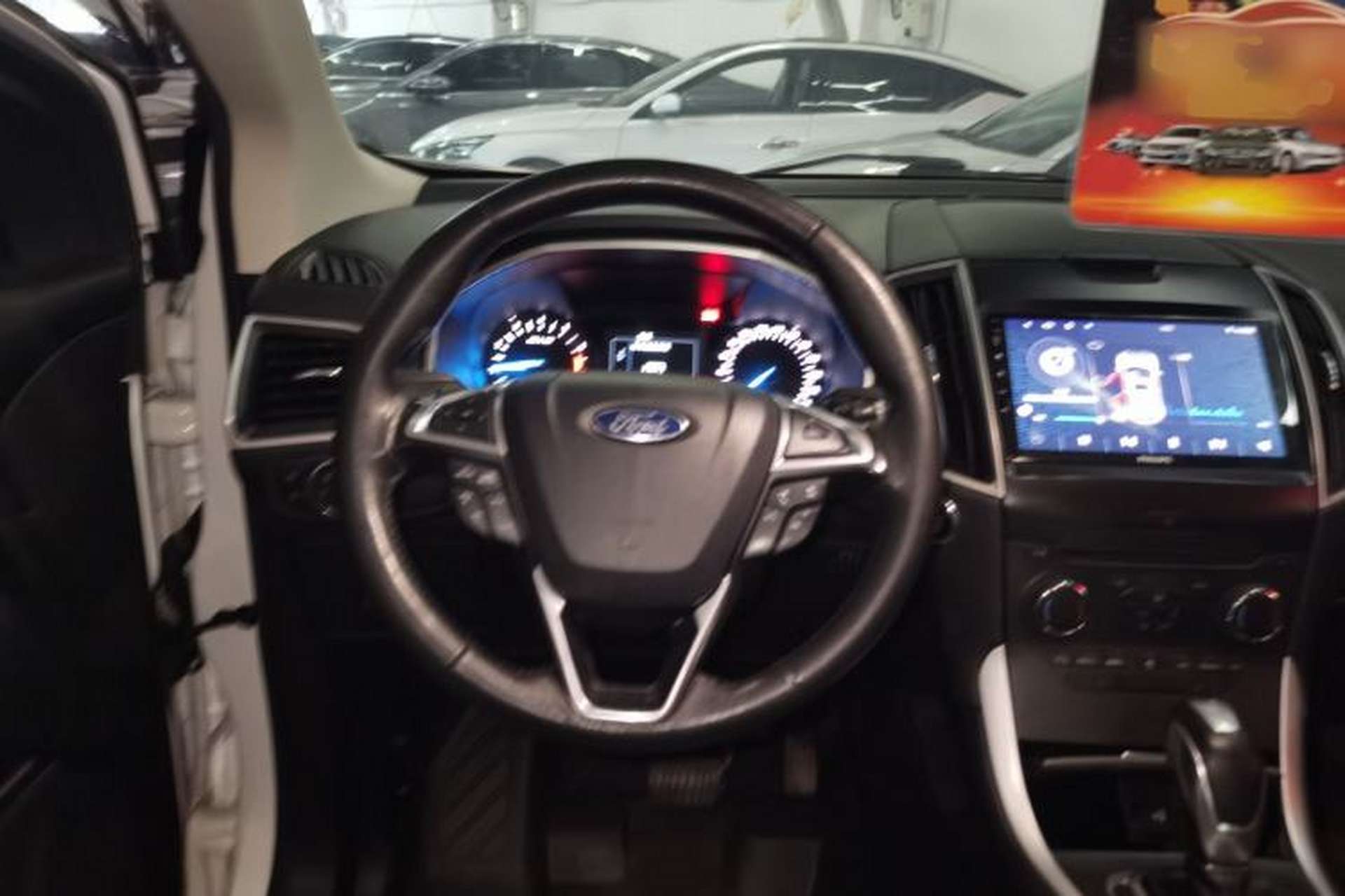 Used Ford Edge 2018 EcoBoost 245 Two-Wheel-Drive Platinum Edition 5 Seats Steering Wheel