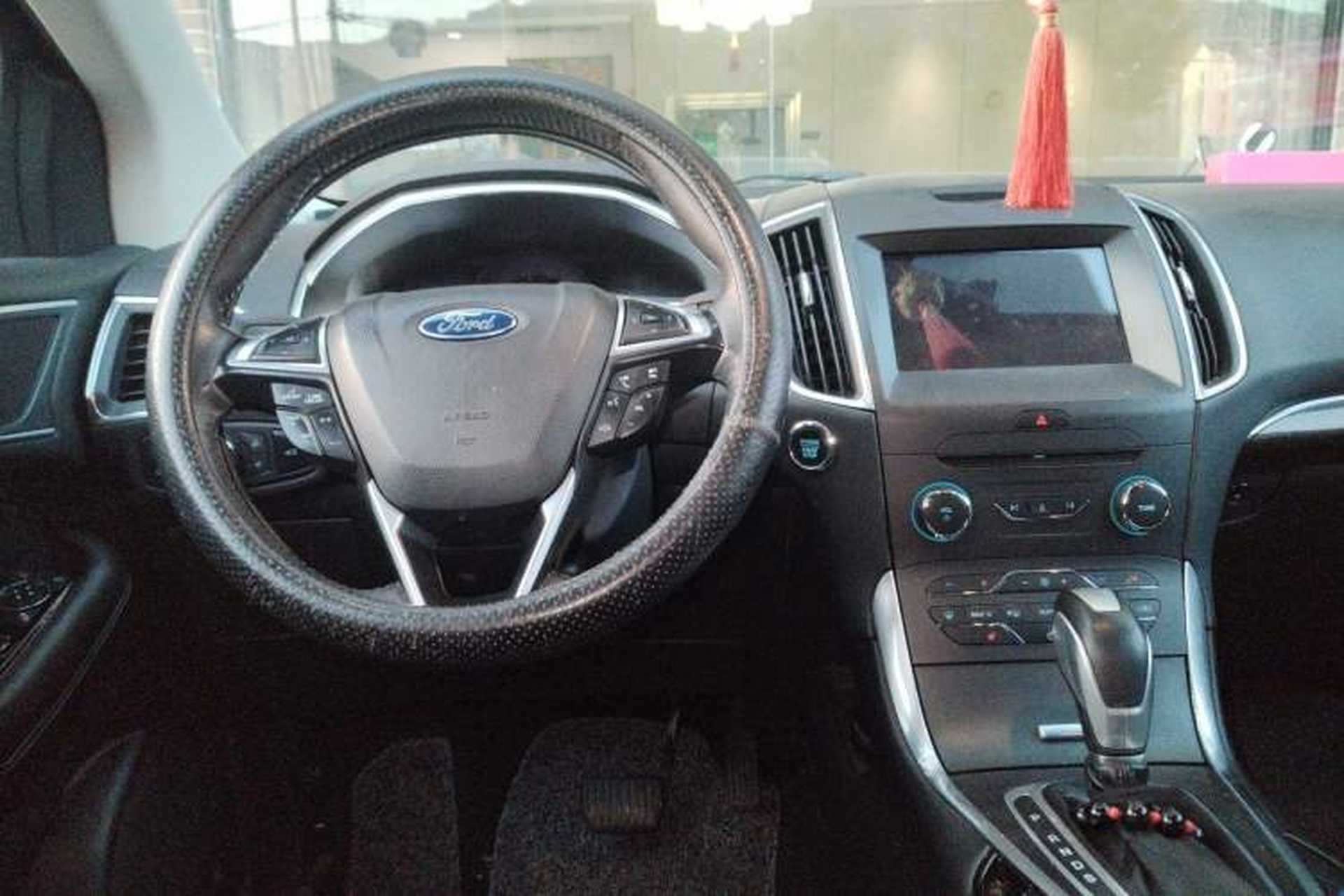 Used Ford Edge 2018 EcoBoost 245 Two-Wheel-Drive Titanium 7-Seater China V Standard Steering Wheel