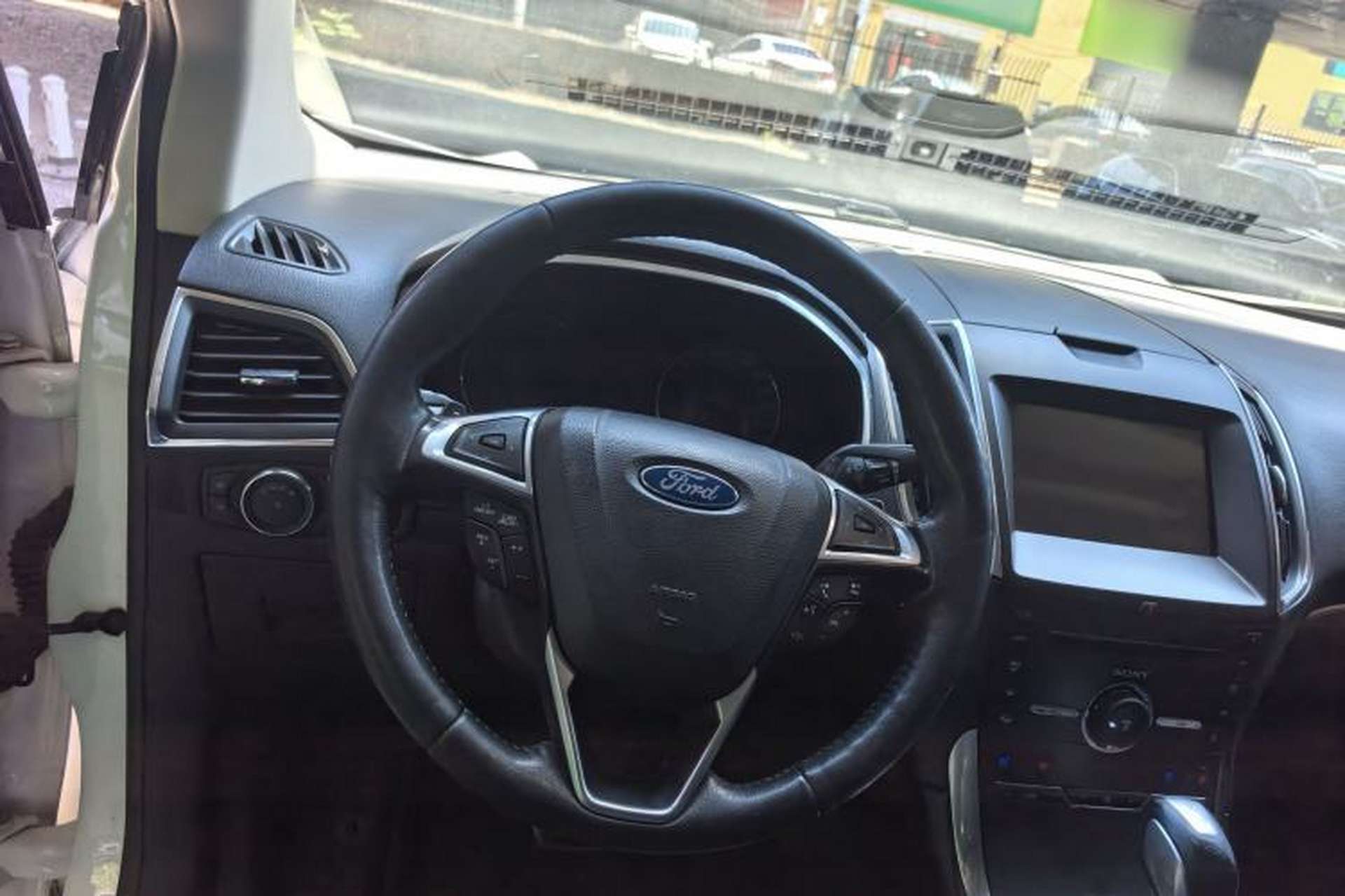 Used Ford Edge 2018 EcoBoost 245 Four-Wheel Drive Titanium 7-Seater Steering Wheel