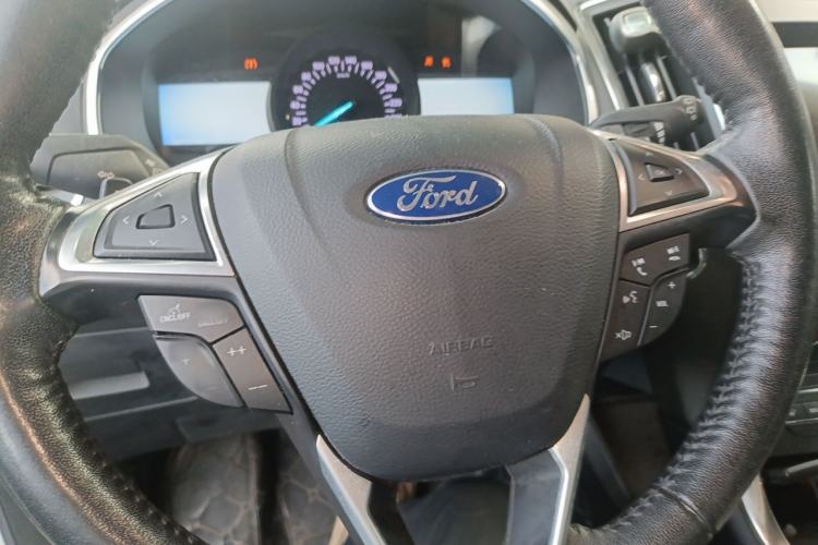 Used Ford Edge 2018 EcoBoost 245 Two-Wheel-Drive Titanium 7-Seater China V Standard Steering Wheel