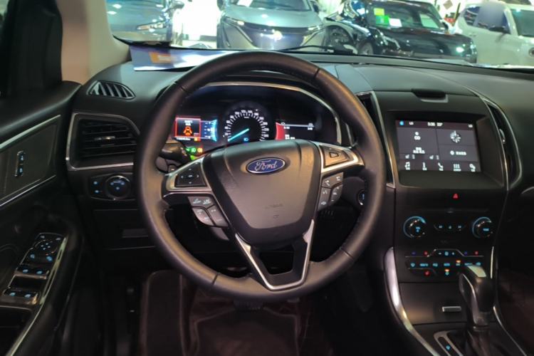 Used Ford Edge 2018 EcoBoost 245 Two-Wheel-Drive Titanium 7-Seater China V Standard Steering Wheel