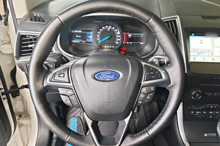 Used Ford Edge 2018 EcoBoost 245 Two-Wheel-Drive Titanium 7-Seater China V Standard Steering Wheel