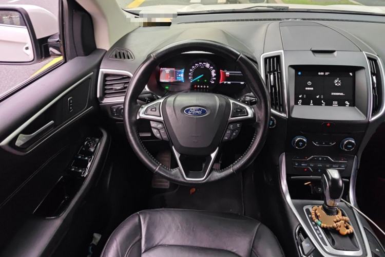 Used Ford Edge 2018 EcoBoost 245 Two-Wheel-Drive Titanium 7-Seater China V Standard Steering Wheel