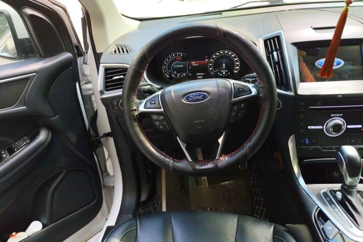 Used Ford Edge 2018 EcoBoost 245 Four-Wheel Drive Titanium Plus 7-Seater China VI Standard Steering Wheel