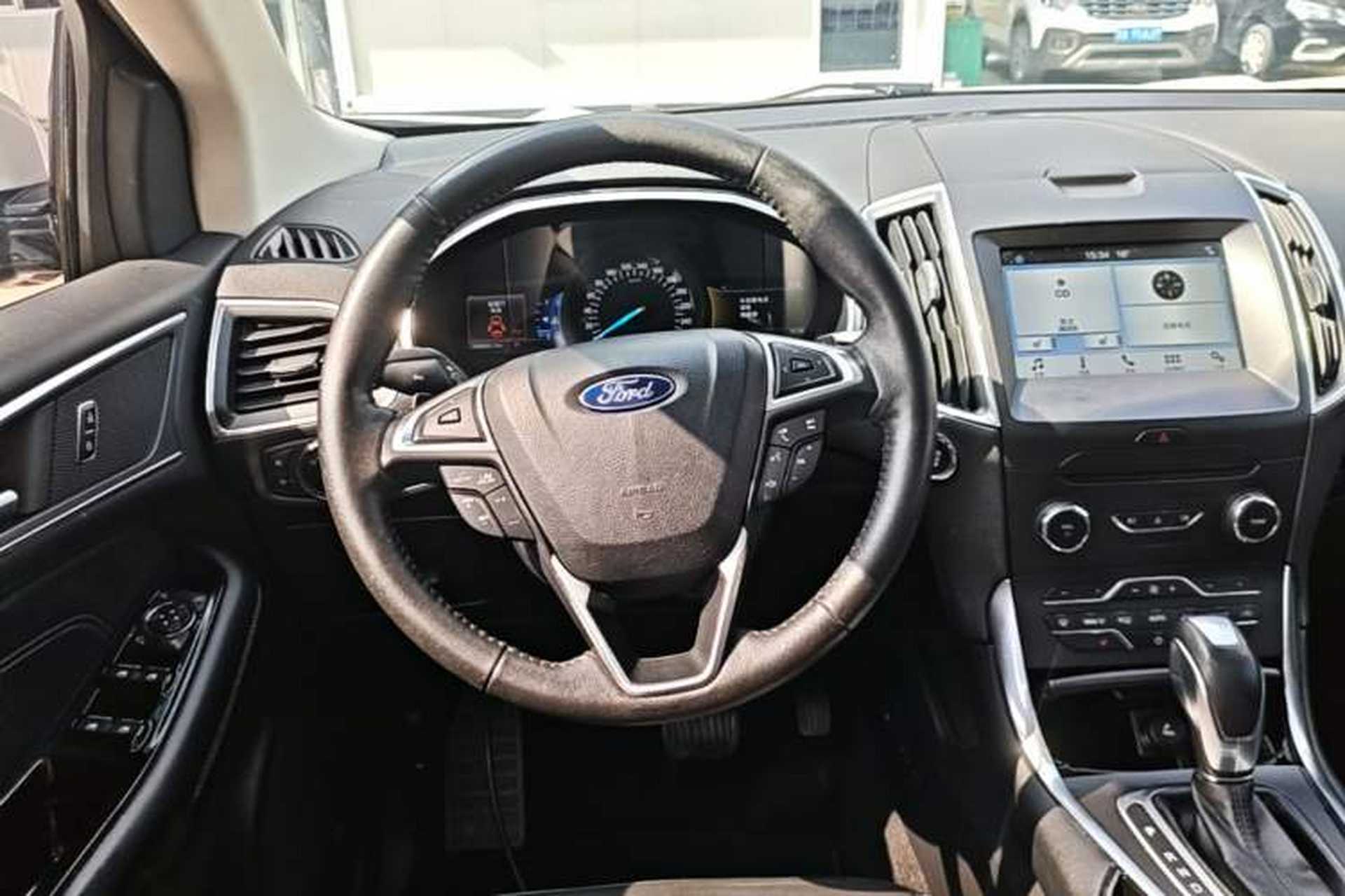 Used Ford Edge 2018 EcoBoost 245 Two-Wheel-Drive Titanium 7-Seater China V Standard Steering Wheel