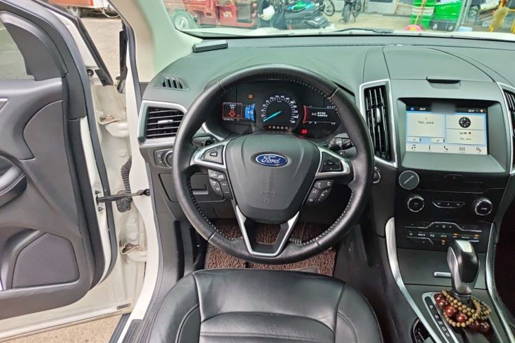 Used Ford Edge 2018 EcoBoost 245 Two-Wheel-Drive Titanium 7-Seater China V Standard Steering Wheel