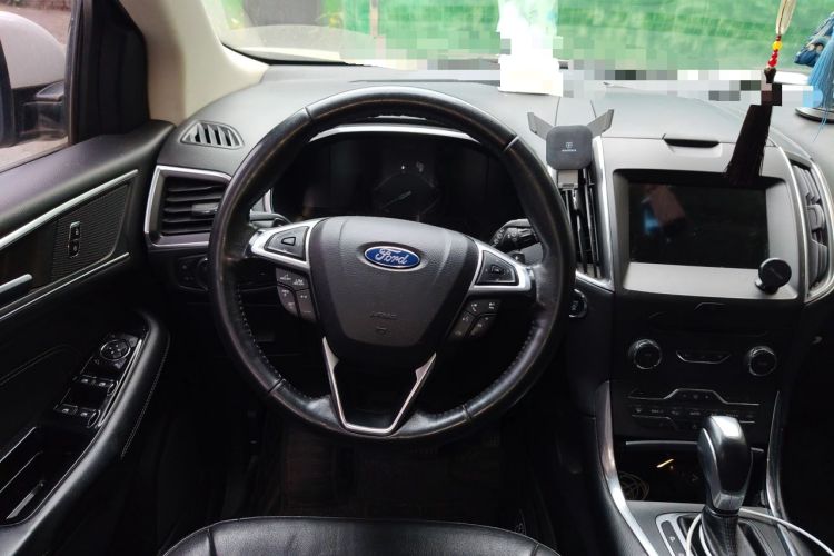 Used Ford Edge 2018 EcoBoost 245 Two-Wheel-Drive Titanium 7-Seater China V Standard Steering Wheel