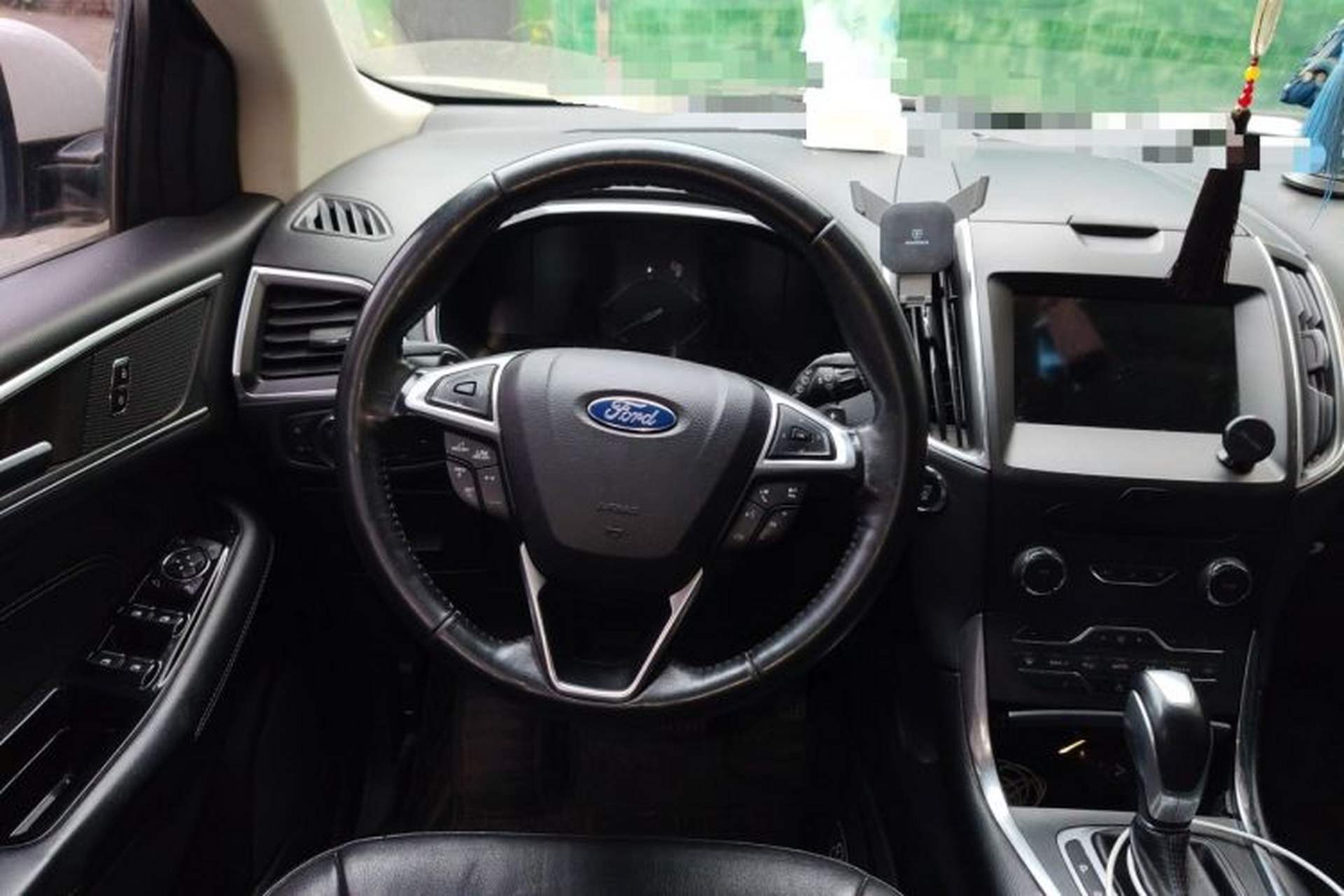 Used Ford Edge 2018 EcoBoost 245 Two-Wheel-Drive Titanium 7-Seater China V Standard Steering Wheel