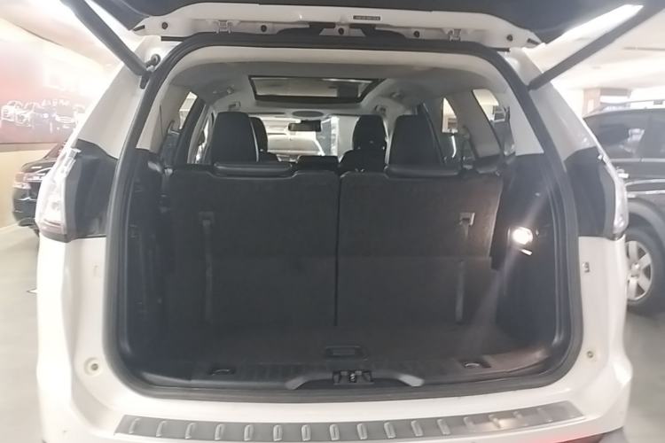 Used Ford Edge 2018 EcoBoost 245 Two-Wheel-Drive Titanium 7-Seater China V Standard Trunk