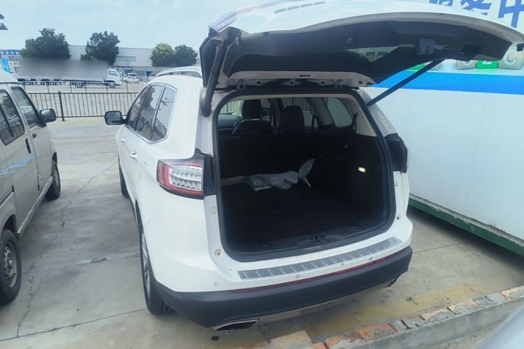 Used Ford Edge 2018 EcoBoost 245 Two-Wheel-Drive Titanium 7-Seater China V Standard Trunk