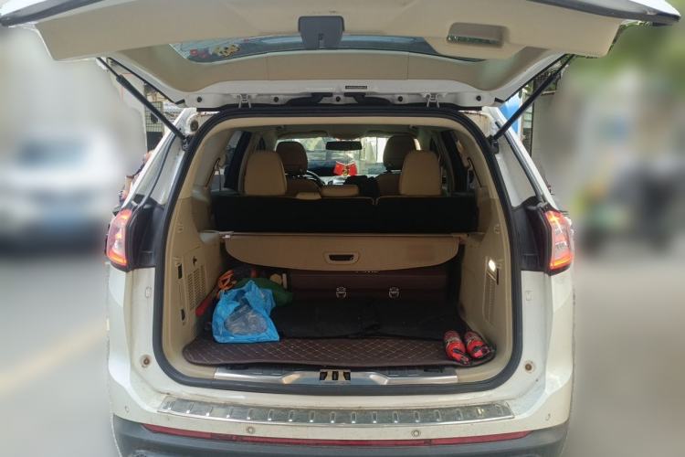 Used Ford Edge 2018 EcoBoost 245 Two-Wheel-Drive Titanium 5-Seater China V Standard Trunk
