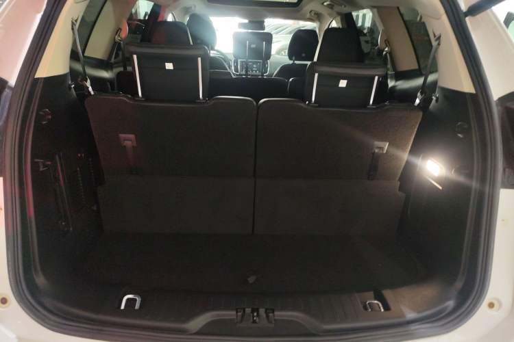 Used Ford Edge 2018 EcoBoost 245 Two-Wheel-Drive Titanium 7-Seater China V Standard Trunk