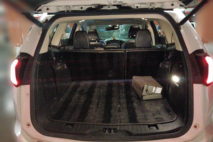 Used Ford Edge 2018 EcoBoost 245 Two-Wheel-Drive Titanium 7-Seater China V Standard Trunk