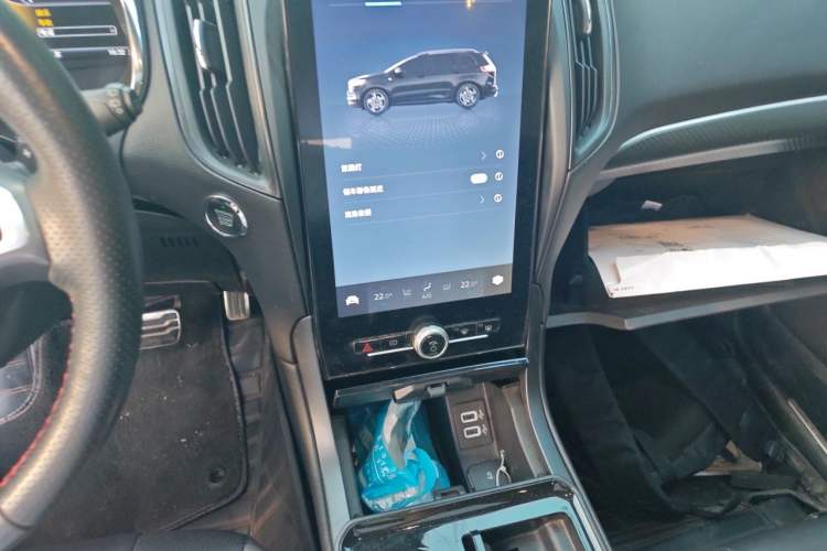 Used Ford Edge 2020 EcoBoost 245 4x4 ST-Line 7-Seater Audio And AC Panel