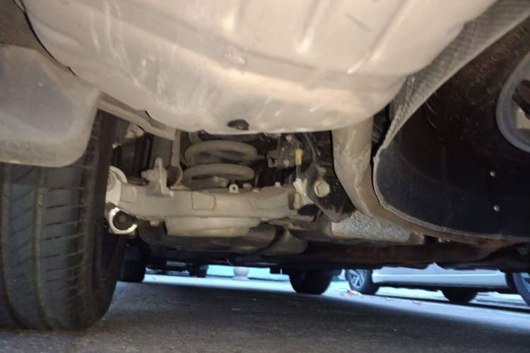 Used Ford Edge 2020 EcoBoost 245 Two-Wheel Drive Titanium 7-Seater Chassis Rear Left