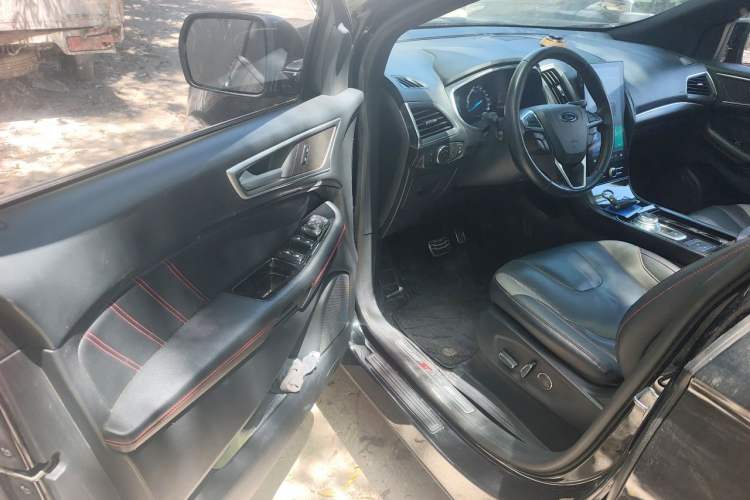 Used Ford Edge 2020 EcoBoost 245 4x4 ST-Line 7-Seater Driver Seat